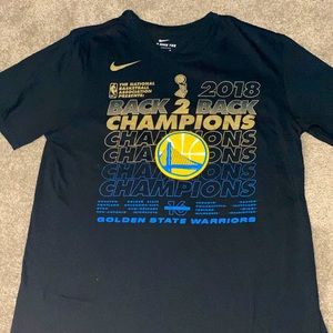 Golden State Warriors Men’s T-shirt.
